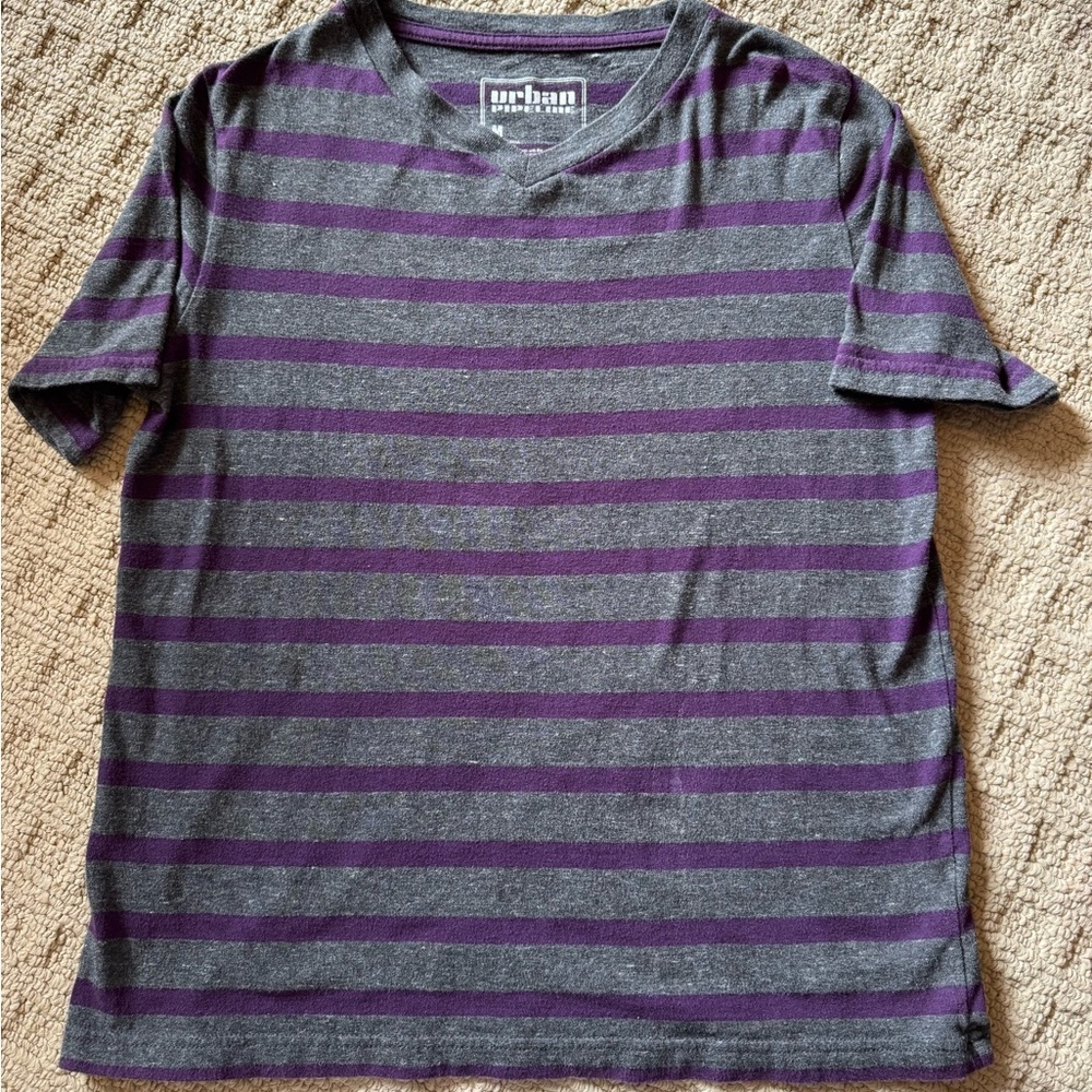 Urban Pipeline, boys size medium gray with purple stripes T-shirt